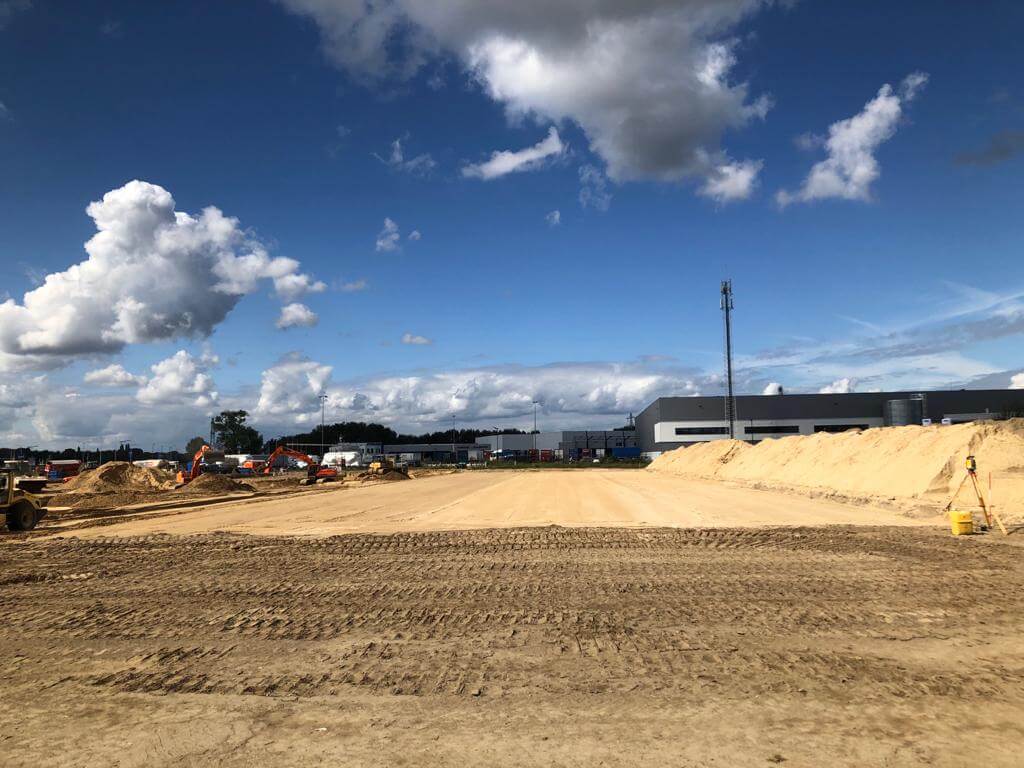 Onder gebouwen, Coenen Haps