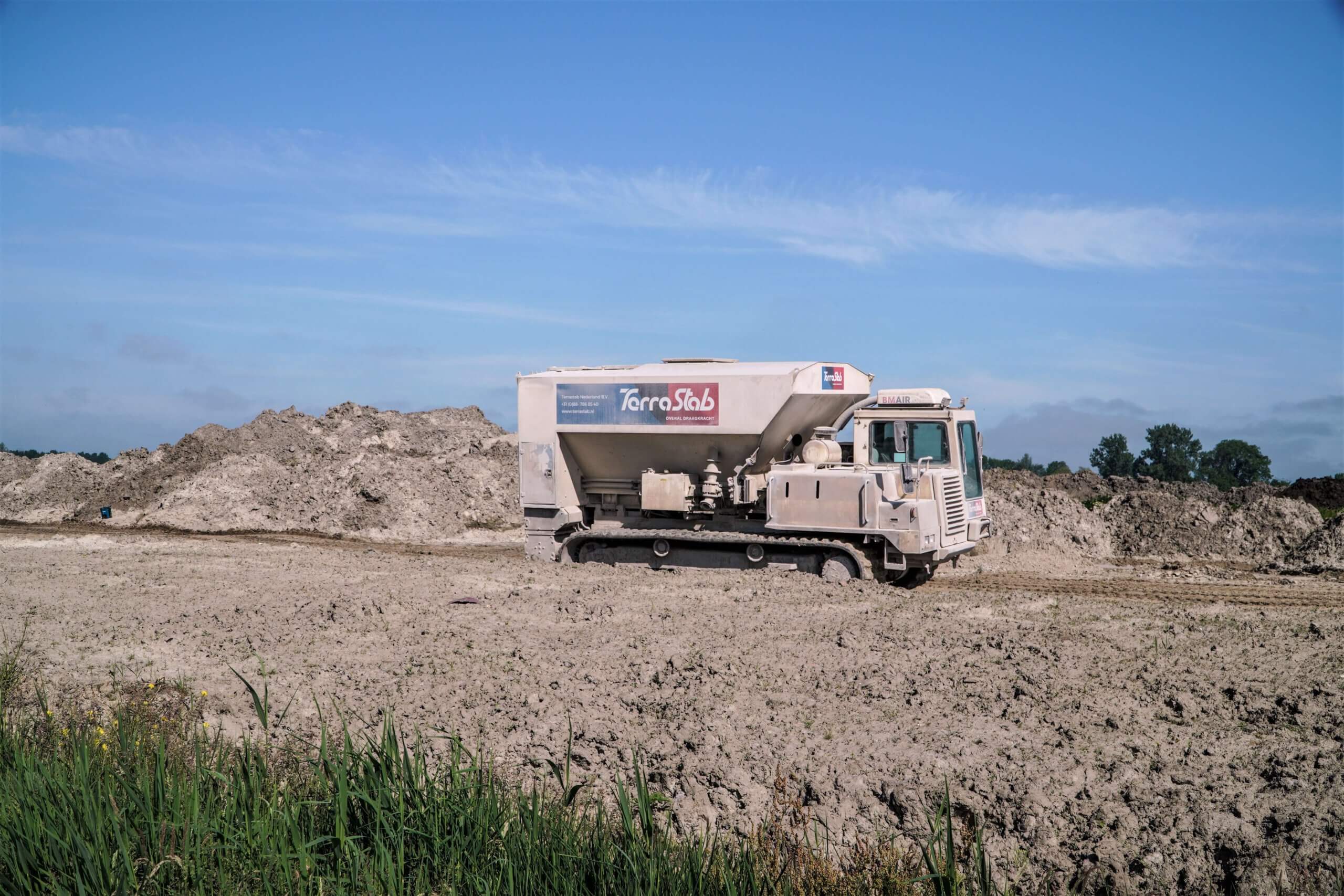 Onder gebouwen, DC Aldi Groningen